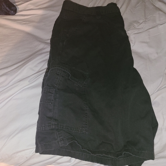 Wrangler Cargo Shorts - Picture 7 of 11